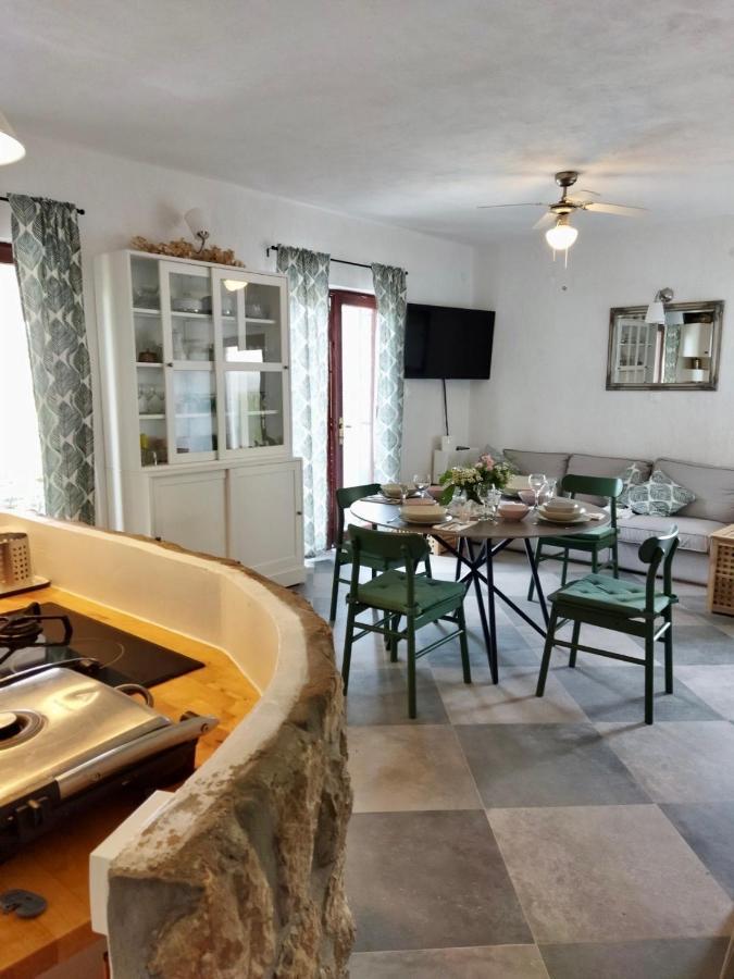 Holiday Home Bukovac Klimno Eksteriør bilde
